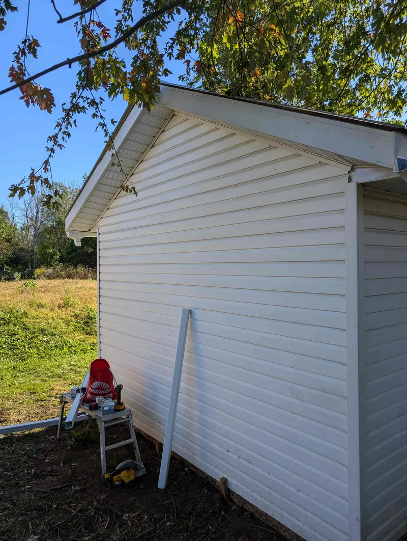 New gutters and eavestrough