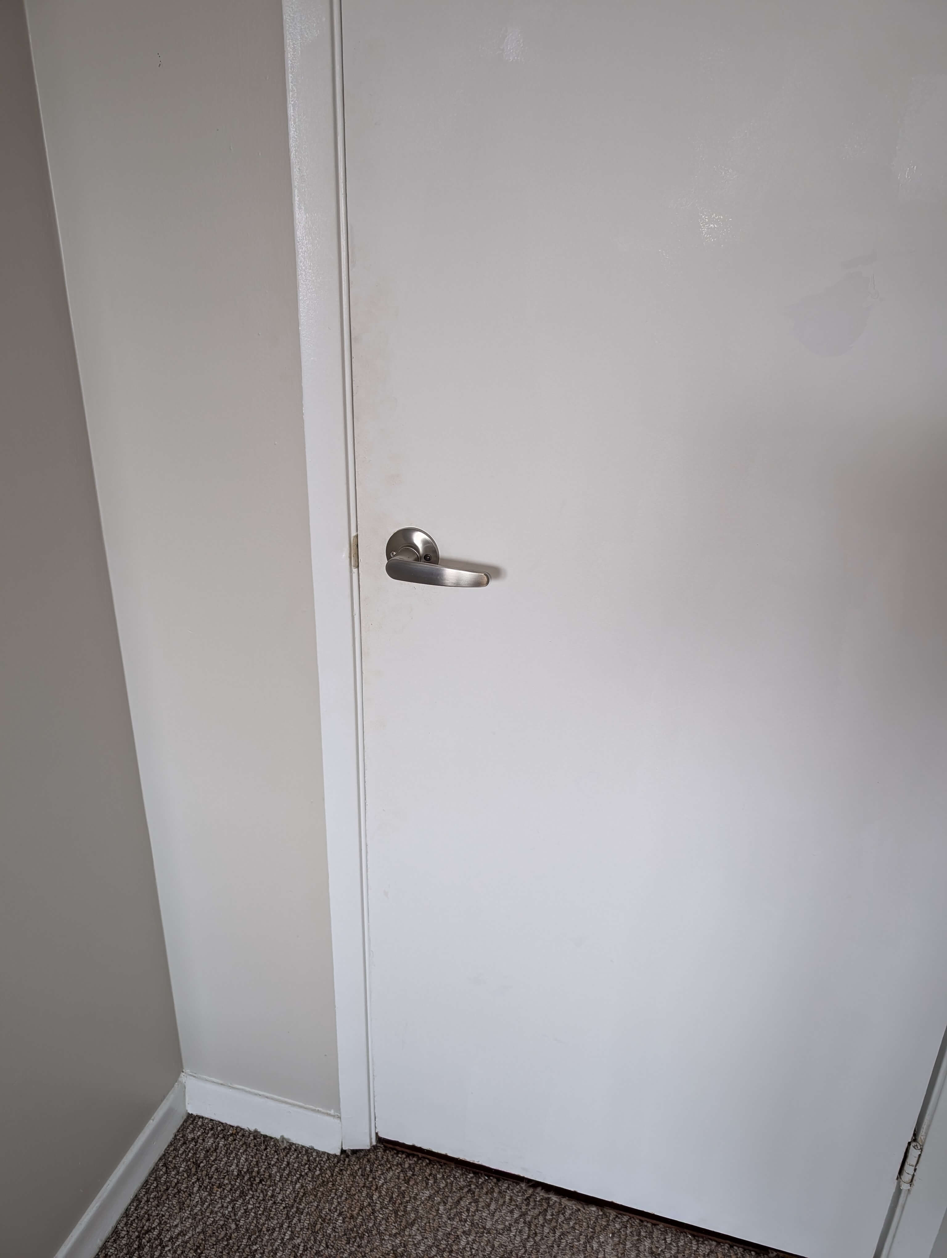 Oshawa Door Handle Installation